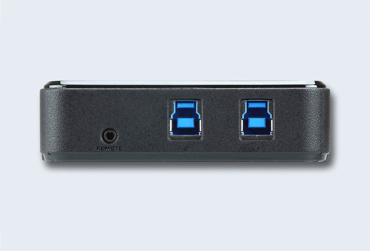 Переключатель KVM  ATEN US3324-AT