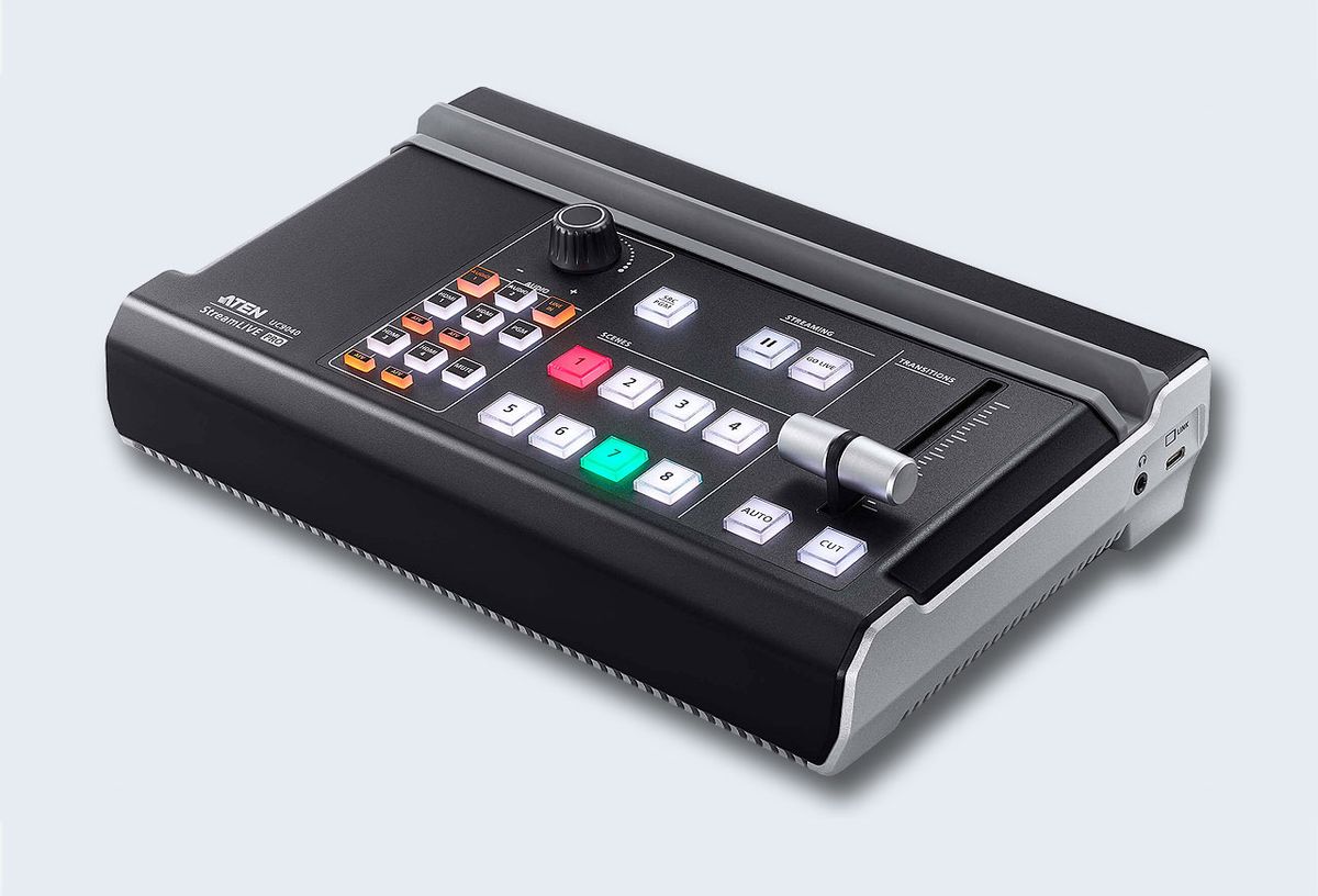 Коммутатор  ATEN UC9040-AT-G