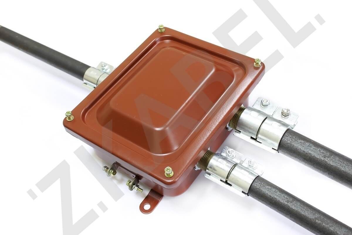 Коробка клеммная  zeta30370